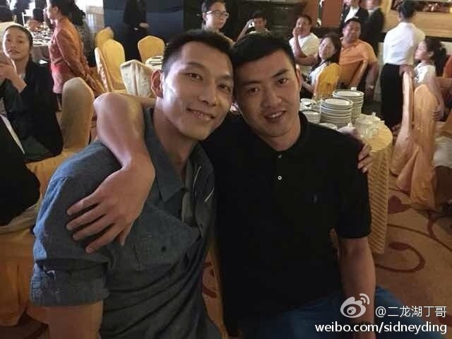 “拼命三郎”丁锦辉发博祝福易建联：YI生热爱 YI声感谢