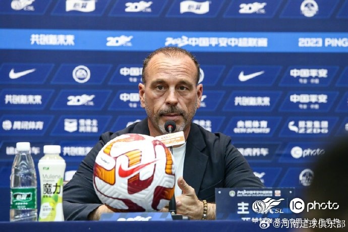 【万博足球】萨尔科:最近接连赢下两支上海球队,因为人员更齐整,战术更成熟