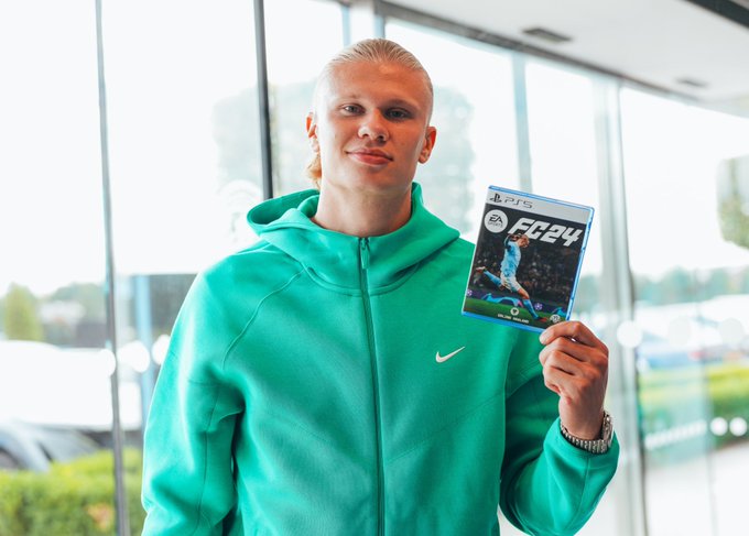 【万博足球】哈兰德收到EA FC24后发推:感谢EA送我第一版卡带