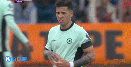 【万博足球】平局真不急?跟队:恩佐被换下脚步缓慢,加拉格尔大喊让其快离场