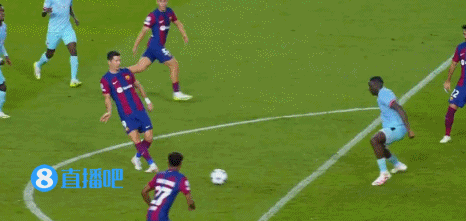 良机不断！亚马尔晃过门将空门打边网＆扣过后卫射门被扑