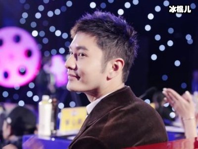 黄晓明求生欲满满太卑微，网友：惹不起