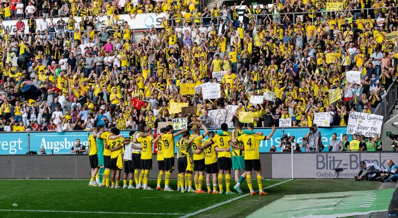 【万博足球】多特官方列欧冠数据:17次小组赛12次出线,此前对阵巴黎1胜1负