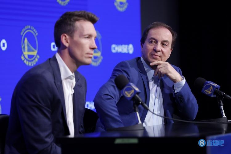 【万博NBA】小邓利维谈保罗和追梦：问过他俩的意见了 他们可以和谐共处