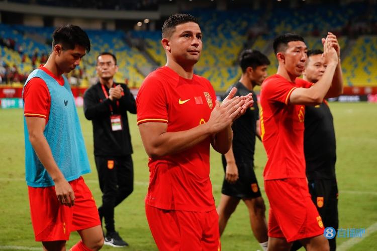 这也行?国足1平1负后，FIFA实时排名还能上升1位来到第79