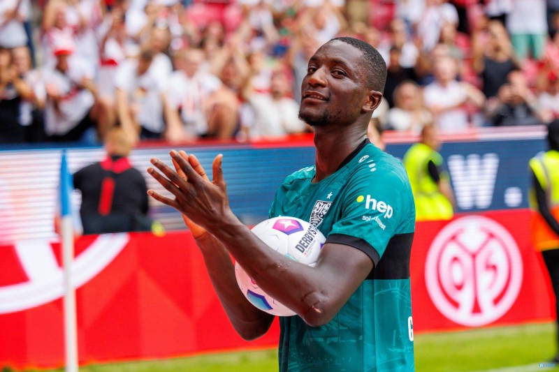 【万博足球】德甲上赛季16球就能拿金靴?这赛季有人4轮已8球?