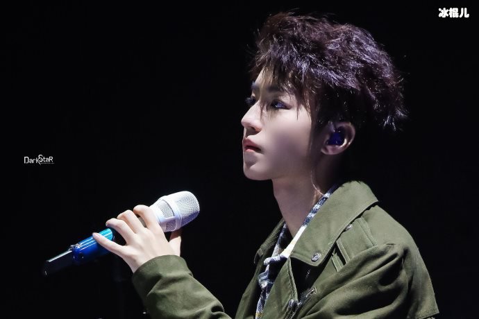 【万博娱乐】王俊凯坦言复工第一件事，追回之前安排好的工作进度