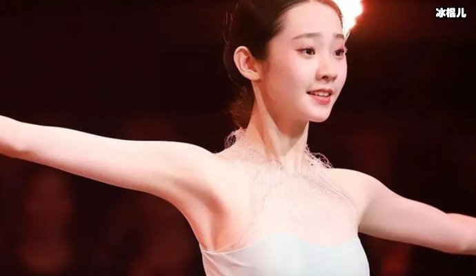 【万博娱乐】张艺凡团内地位远超他人，虽被孤立资源却奇好和队长组成小分队