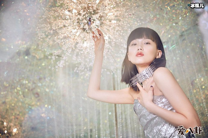 【万博娱乐】黄龄声音这么有特色为什么没有爆红？ 黄龄不红是没人捧吗