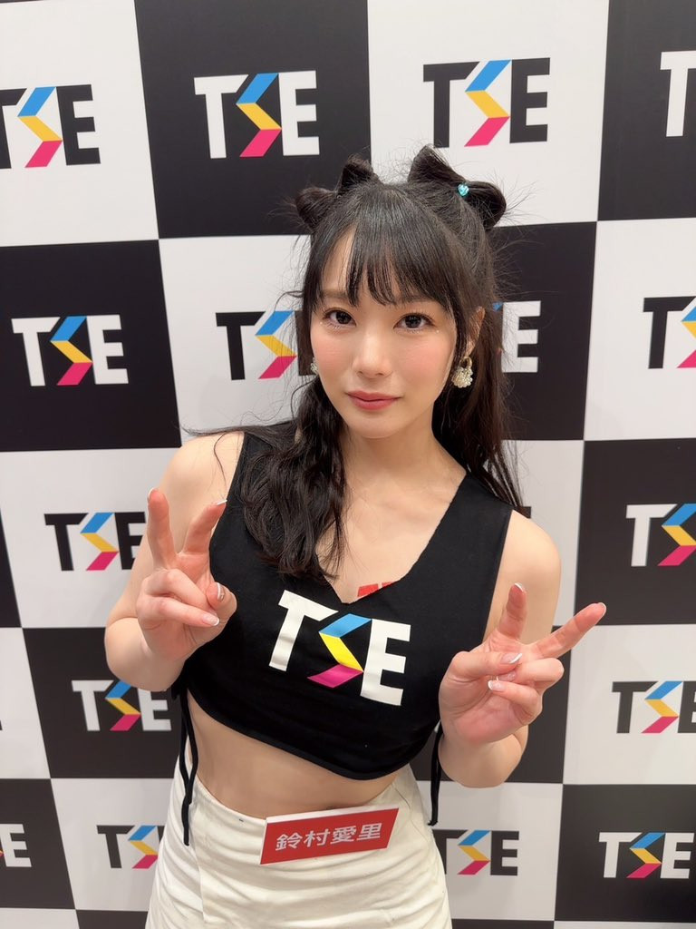 【万博娱乐】第一次海外活动就上手!鈴村あいり(铃村爱里)后台的第一手情报在这儿〜