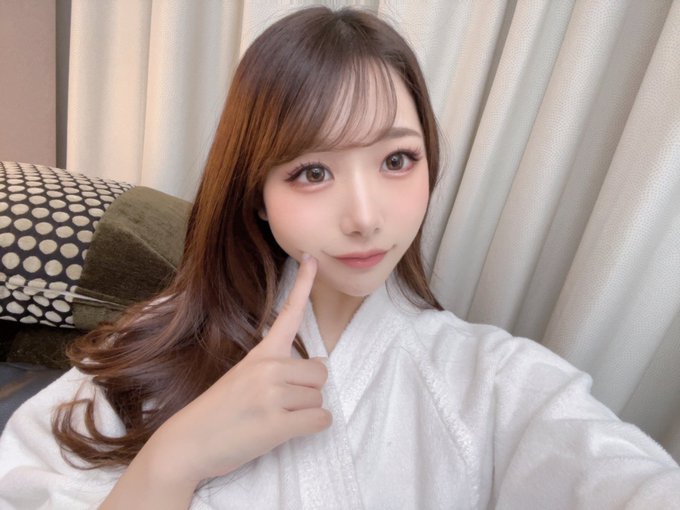 【万博娱乐】尾崎绘里香(尾崎えりか)改名强势回归作品番号及封面,尾崎绘里香个人简介