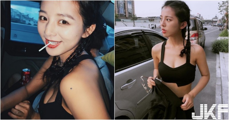 【万博娱乐】車邊出現「馬甲小辣妹」！叼著棒棒糖俏皮又可愛！胸前「小露乳溝」有點兇！