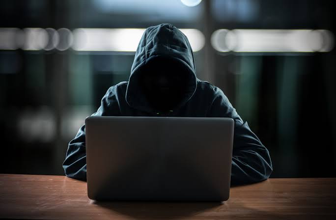 【万博体育】开源信仰的裂缝:Coldcard被盗1亿美元比特币,暴露了代码审查的残酷现实
