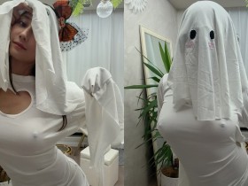 【万博娱乐】怎連萬聖節也在激凸!H奶網紅「macca」扮可愛鬼,有頭罩但沒奶罩!