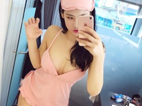 【万博娱乐】乳量滿滿!「嫩白乳球」太邪惡讓網友跪求傳送門,「自拍繃乳照」令人受不了!